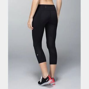 LULULEMON Black Run Pace Crop Leggings Size 4